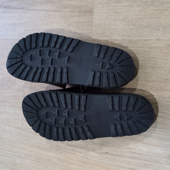 Gucci Guccissima Leather Slide 'Black' Sandals - Picture 6 of 7